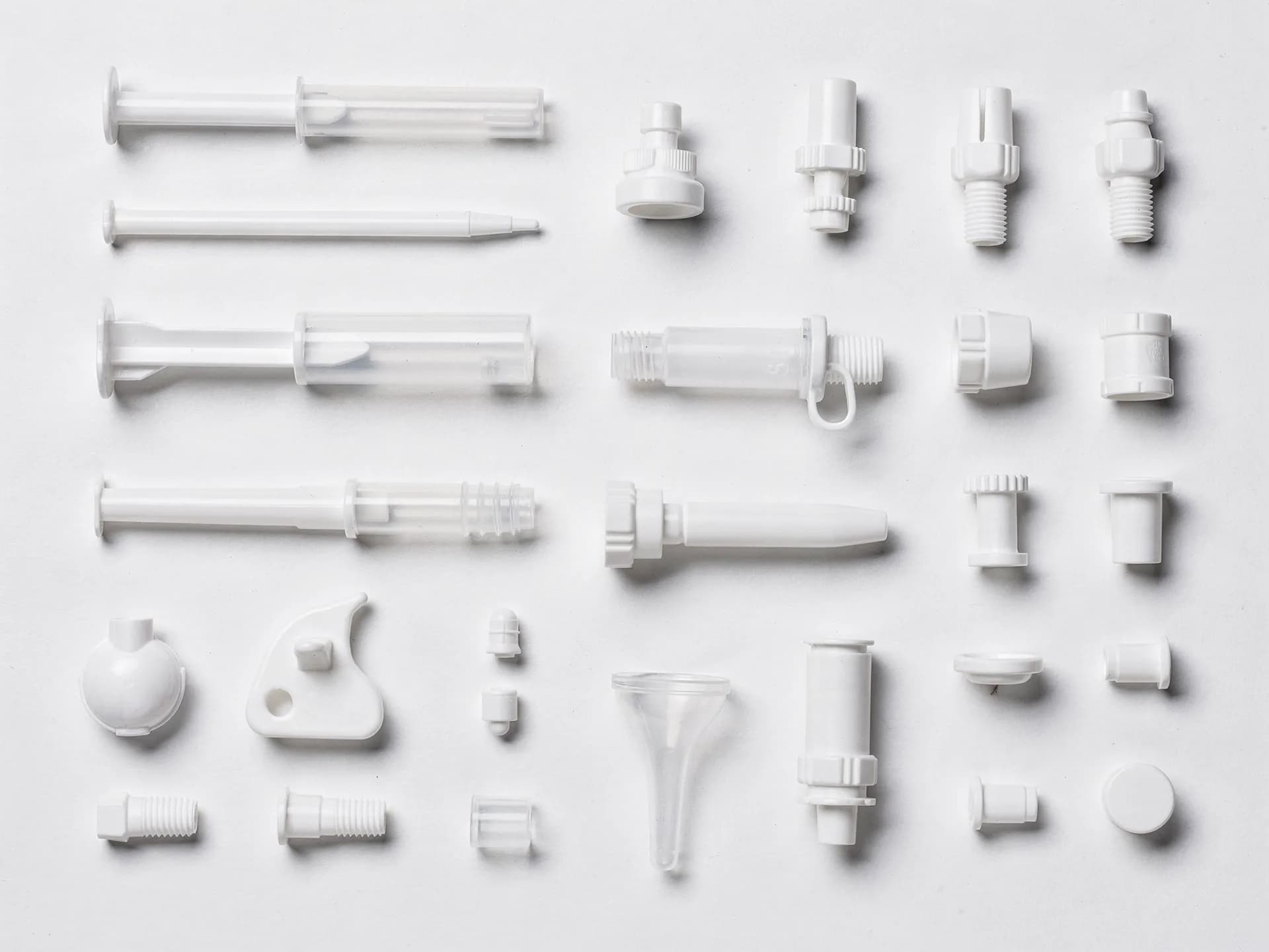 Medical device components — precision molded plastic parts